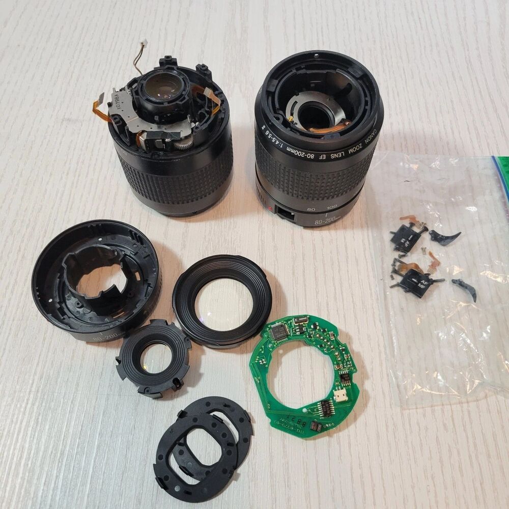 CANON 80-200mm f/4.5-5.6 II EF Zoom Lens 52mm Made In Japan *FOR PARTS / REPAIR*